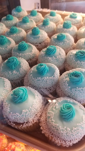 Bakery «Mulberries Cake Shop», reviews and photos, 2027 E Colfax Ave, Denver, CO 80206, USA