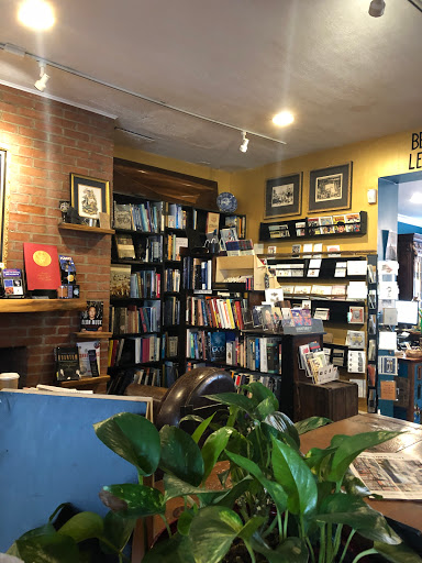 Book Store «Old Fox Books & Coffeehouse», reviews and photos, 35 Maryland Ave, Annapolis, MD 21401, USA