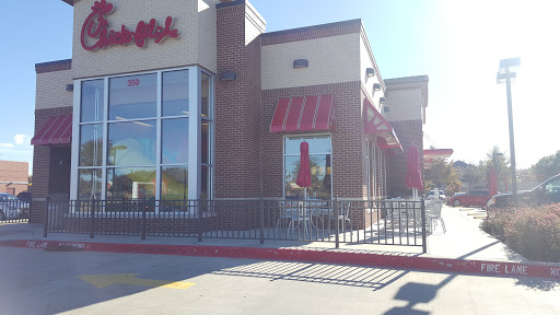 Fast Food Restaurant «Chick-fil-A», reviews and photos, 350 E Stacy Rd, Allen, TX 75013, USA