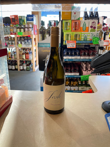 Liquor Store «K C Liquors», reviews and photos, 425 North St, Middletown, NY 10940, USA