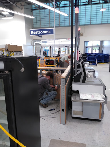 Grocery Store «Meijer», reviews and photos, 3883 E Grand River Ave, Howell, MI 48843, USA