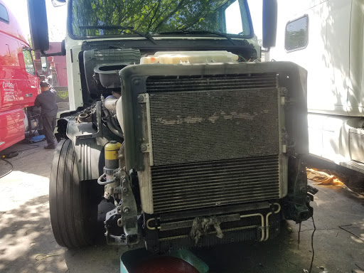 Auto Repair Shop «J & J Repair Services», reviews and photos, 620 S Irving Heights Dr, Irving, TX 75060, USA