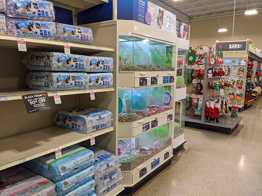 Pet Supply Store «PetSmart», reviews and photos, 7903 Towne Center Pkwy, Papillion, NE 68046, USA