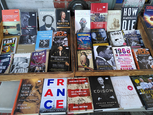 Book Store «Bridge Street Books», reviews and photos, 2814 Pennsylvania Ave NW, Washington, DC 20007, USA