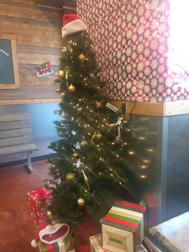 Grocery Store «Fresh Thyme Farmers Market- 82nd», reviews and photos, 4225 E 82nd St, Indianapolis, IN 46250, USA