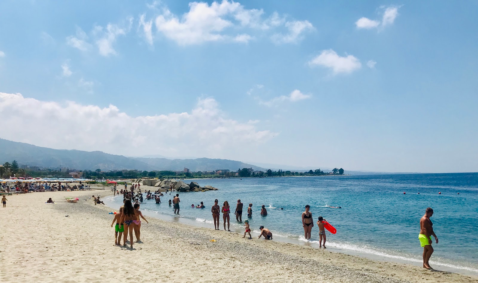 Foto von Spiaggia Di Catona - beliebter Ort unter Entspannungskennern
