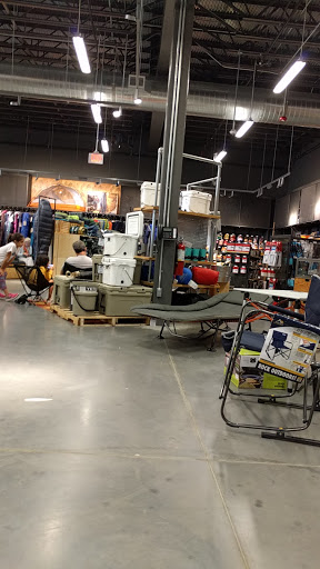 Outdoor Sports Store «REI», reviews and photos, 161 Town Square Pl, King of Prussia, PA 19406, USA