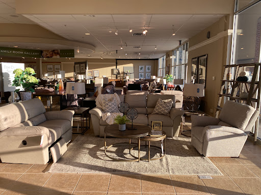 Furniture Store «La-Z-Boy Furniture Galleries», reviews and photos, 233 Buckland Hills Dr, Manchester, CT 06040, USA