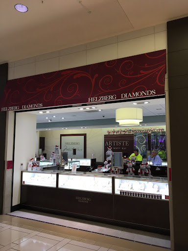 Jewelry Store «Helzberg Diamonds Outlets», reviews and photos, 2223 N Westshore Blvd Suite 147, Tampa, FL 33607, USA