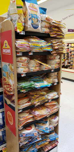 Grocery Store «Stop & Shop», reviews and photos, 575 Greenwich Ave, Warwick, RI 02886, USA