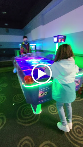 Bowling Alley «AMF East Meadow Lanes», reviews and photos, 1840 Front St, East Meadow, NY 11554, USA