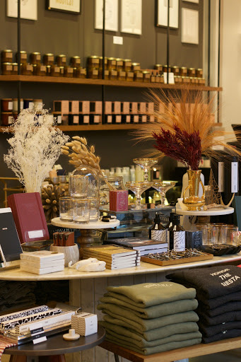 Gift Shop «Read Between The Lines», reviews and photos, 2412 Victory Park Ln, Dallas, TX 75219, USA