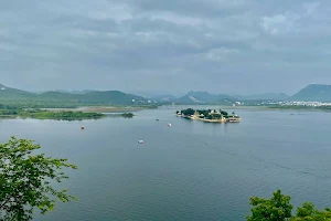 Pichola lake Udaipur image