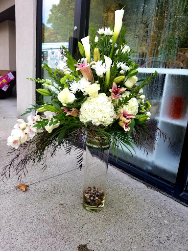Florist «Flowers By Rana», reviews and photos, 210 Madison St, Boonton, NJ 07005, USA
