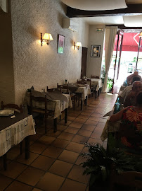 Atmosphère du Restaurant français Restaurant Chez Victor à Castelnau-Durban - n°6