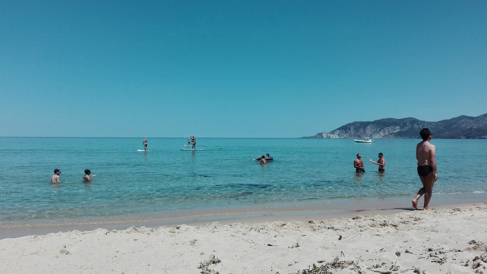 Photo de Plage de Porto Paglia zone des équipements