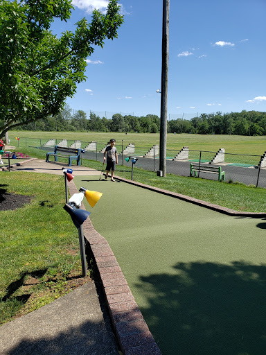 Golf Course «Waltz Golf Farm», reviews and photos, 303 W Ridge Pike, Limerick, PA 19468, USA