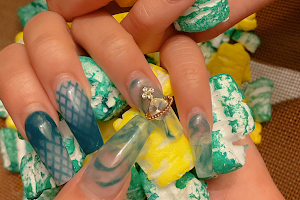 Lucy T&T Nails image
