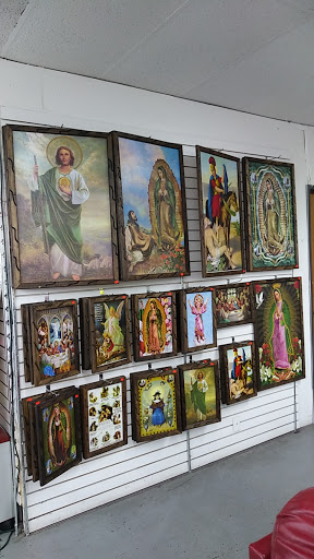 Thrift Store «Thrift & Dollar Mart», reviews and photos, 1915 E Park Row Dr, Arlington, TX 76010, USA