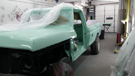 Auto Body Shop «Franck Bros Collision Center», reviews and photos, 1709 Lincoln Ave, Louisville, KY 40213, USA