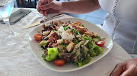 Salade Cobb du Restaurant français La Terrasse du Beaujolais à Chiroubles - n°1