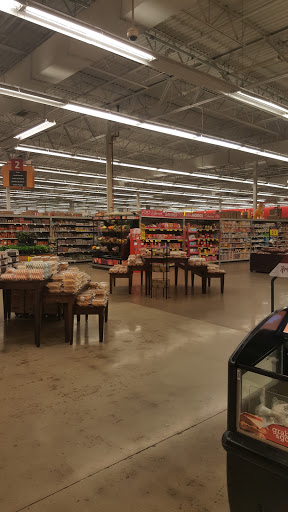 Grocery Store «Food 4 Less», reviews and photos, 4620 S Damen Ave, Chicago, IL 60609, USA