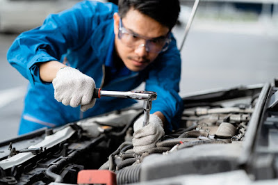 Car Service Mechanic à Pfaffenheim