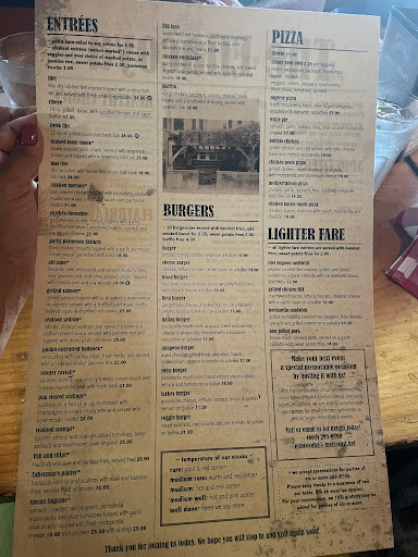 Restaurant «Ellacoya Barn & Grille», reviews and photos, 2667 Lake Shore Rd, Gilford, NH 03249, USA