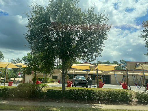LUV Car Wash en Orange City