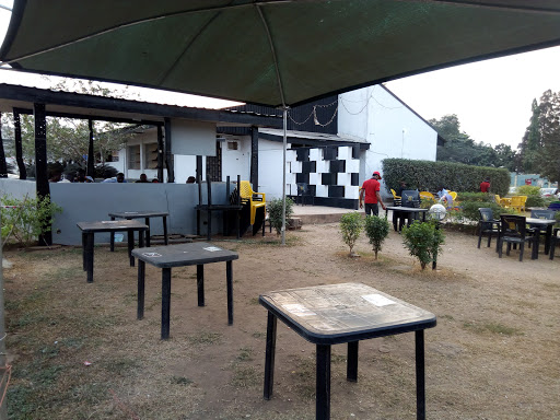 Pleasure Summit Iyaganku Ibadan, No. 5, Jibowu Street, Magara Road, Iyaganku, Ibadan, Nigeria, Bar, state Ogun
