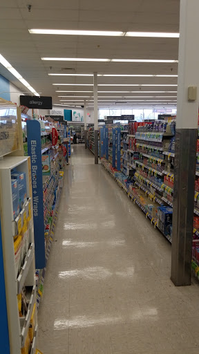 Walgreens, 18133 Torrence Ave, Lansing, IL 60438, USA, 