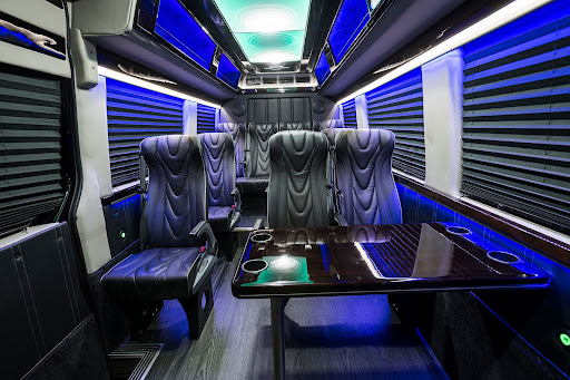 Limousine Service «Monticello Wine Tour and Coach Co», reviews and photos, 400 Water St E, Charlottesville, VA 22902, USA
