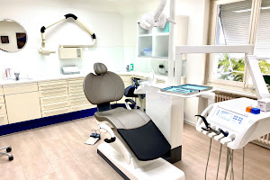 Zahnarztpraxis Dr. Percac AG