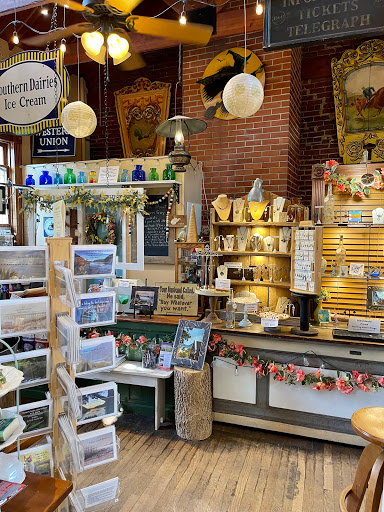 Boutique «Vintage Lady», reviews and photos, 180 High St, Harpers Ferry, WV 25425, USA