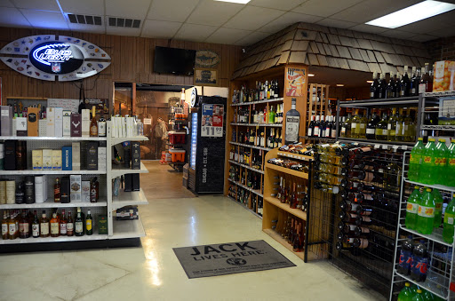 Liquor Store «Highway 64 Liquor Store», reviews and photos, 331 W College St, Pulaski, TN 38478, USA
