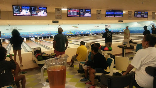 Bowling Alley «Cardinal Lanes Beach Bowl», reviews and photos, 7026 Market St, Wilmington, NC 28411, USA