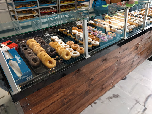 Donut Shop «Donut Central», reviews and photos, 1504 Central Ave, Columbus, IN 47201, USA
