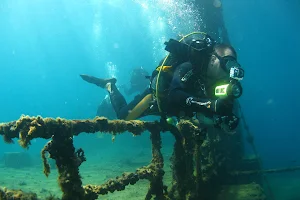 Thalassa Diving Academy image