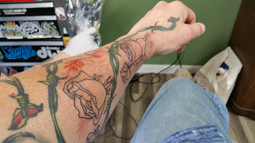 Pogue Mahone Tattoo Co, 275 NJ-35, Red Bank, NJ 07701, USA, 