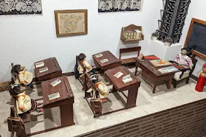 Museo La Casa de Los Perez y Los Juguetes Perdidos image