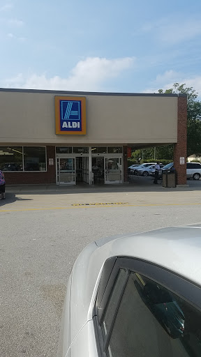 ALDI, 200 N Hood Ave, Gadsden, AL 35903, USA, 