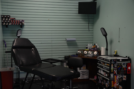 Tattoo Shop «Good Times Tattoo Company», reviews and photos, 14375 60th St N, Oak Park Heights, MN 55082, USA