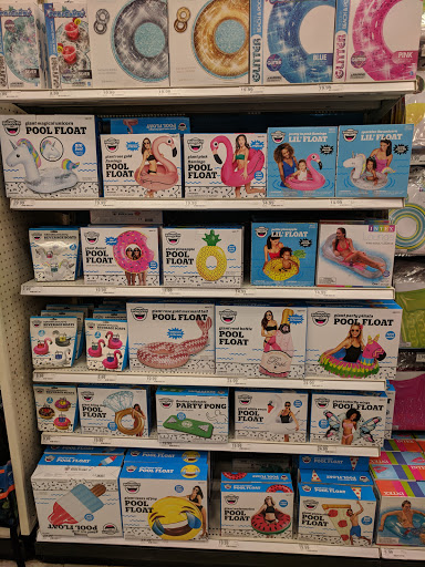 Department Store «Target», reviews and photos, 6100 Arlington Blvd, Falls Church, VA 22044, USA