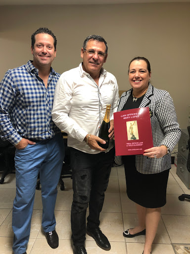 Real Estate Attorney «Law Offices of Mery Lopez», reviews and photos
