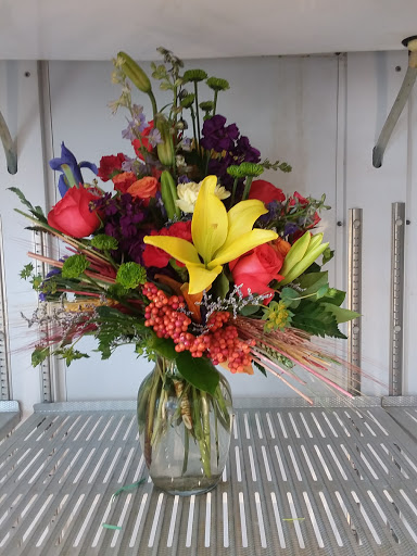 Florist «Send Your Love Flowers & Balloons», reviews and photos, 1417 SW Military Dr, San Antonio, TX 78221, USA