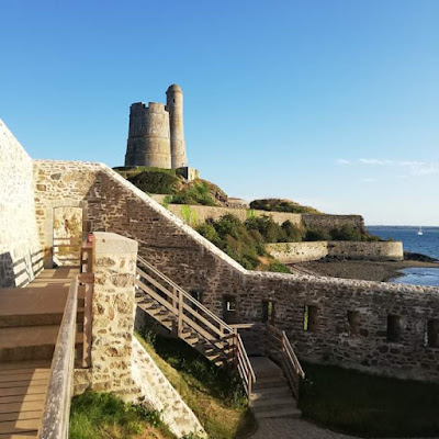 La Hougue à Saint-Vaast-la-Hougue