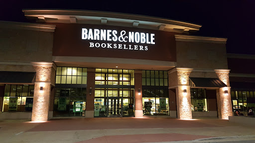 Barnes & Noble, 3120 Fairlane Dr, Allen Park, MI 48101, USA, 