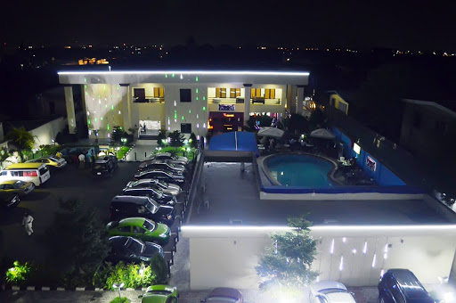 De Santos Hotel, Lagos, 7 Shasha Rd, Akowonjo, Lagos, Nigeria, Deli, state Lagos