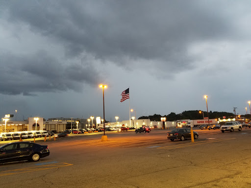 Liquor Store «Austin Liquors», reviews and photos, 117 Gold Star Blvd, Worcester, MA 01606, USA