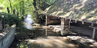 Lavoir à Thoury-Férottes